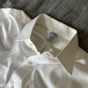Brooks Brothers 1818 spread collar dress shirt 15-34